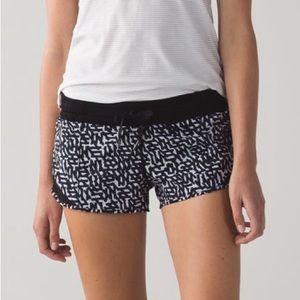 Lululemon Hotty Hot Shorts